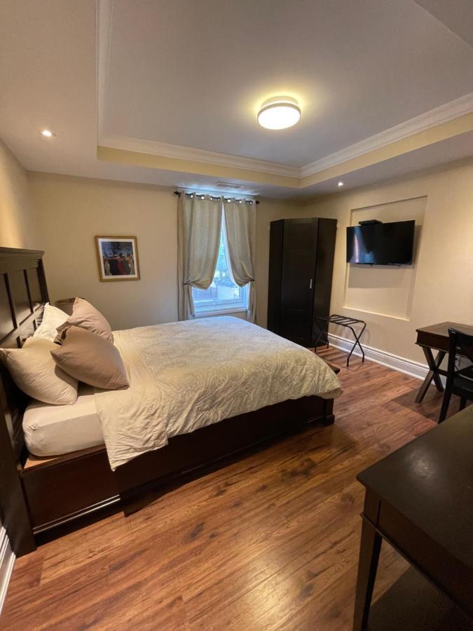 The Century House Bed And Breakfast Оттава Экстерьер фото